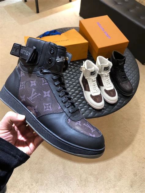 calze louis vuitton uomo|louis vuitton sneakers.